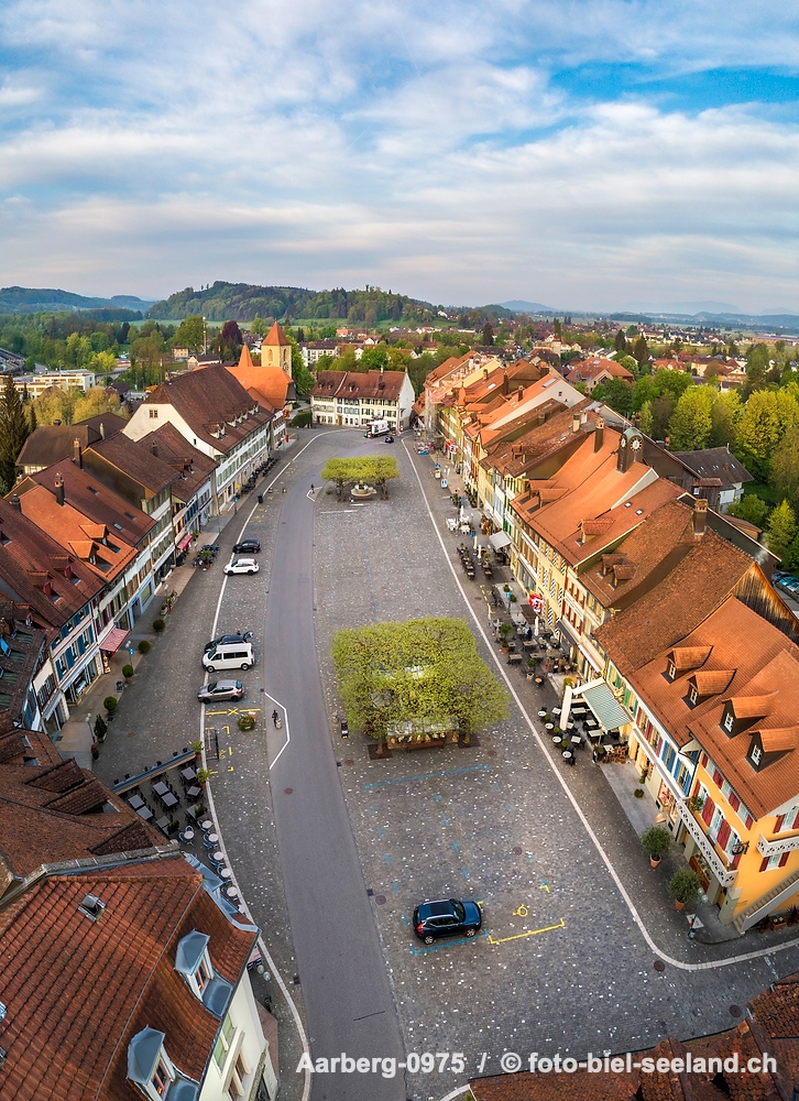 Mittelalterliches Städtchen Aarberg alt text image