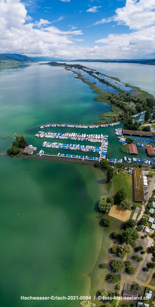 Hochwasser am Bielersee alt text image