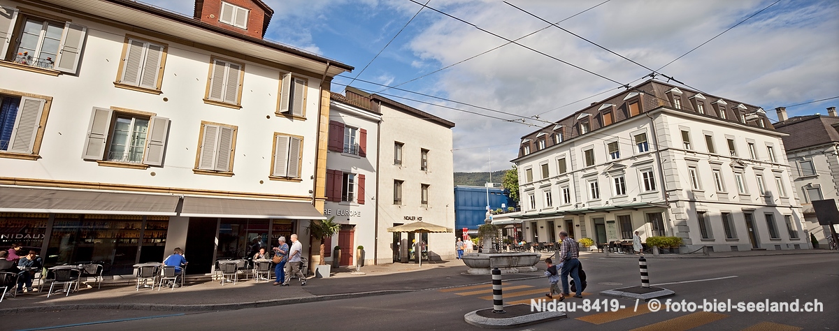 Bildname:  Nidau-8419- Stedtli NidauBildgroesse: 9313  x 3684 px /  78.9 x 31.2 cm (300dpi)Stichwoerter:  Altstadt, Drei Seen Land, Kanton Bern, Nidau,