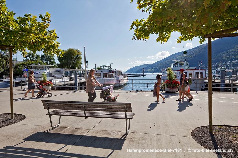 Bildname:  Hafenpromenade-Biel-7181 Hafenpromenade Biel  /   2011  Bildgroesse: 5616  x 3744 px /  127.6 x 85.1 cm (300dpi)Stichwoerter:  am Bieler...