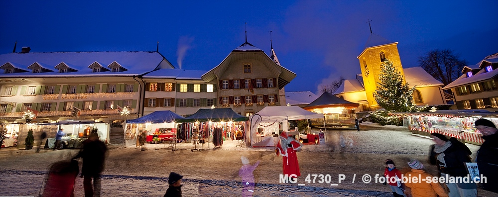 Bildname:  MG_4730_P Chlousermärit AarbergBildgroesse: 9328  x 3690 px /  79.0 x 31.2 cm (300dpi)Stichwoerter:  Chlousermärit...