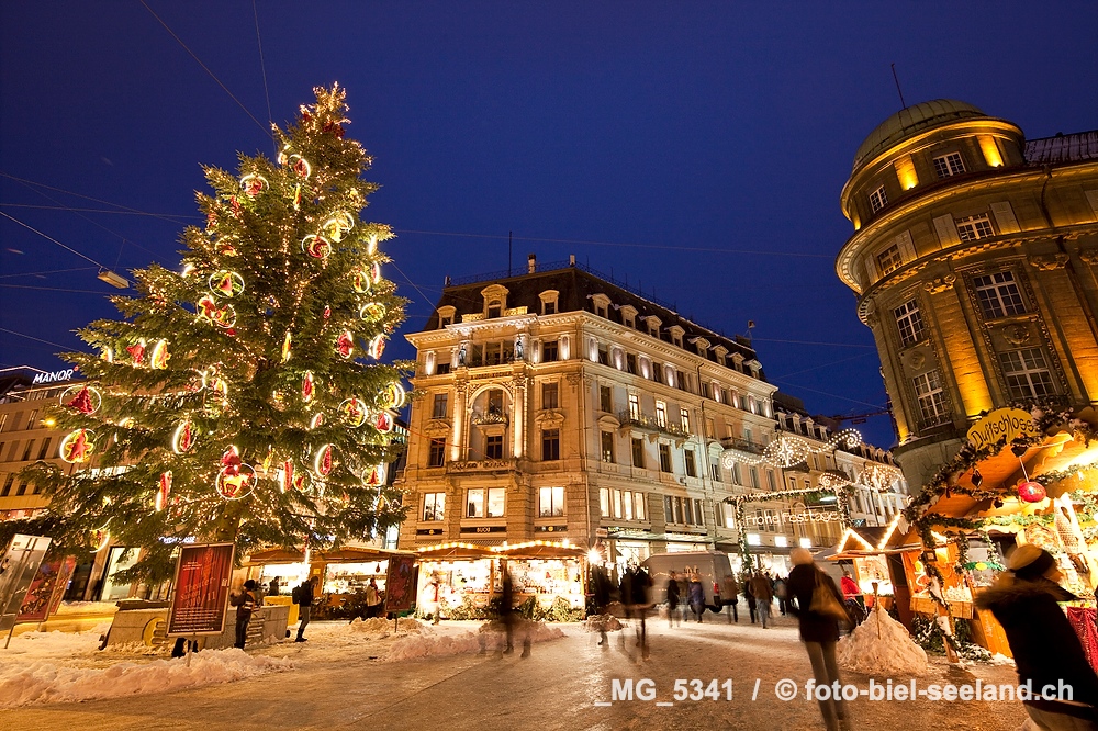 Bildname:  _MG_5341 Weihnachtsmarkt in BielBildgroesse: 5616  x 3744 px /  47.5 x 31.7 cm (300dpi)Stichwoerter:  Weihnachtsmarkt Biel...