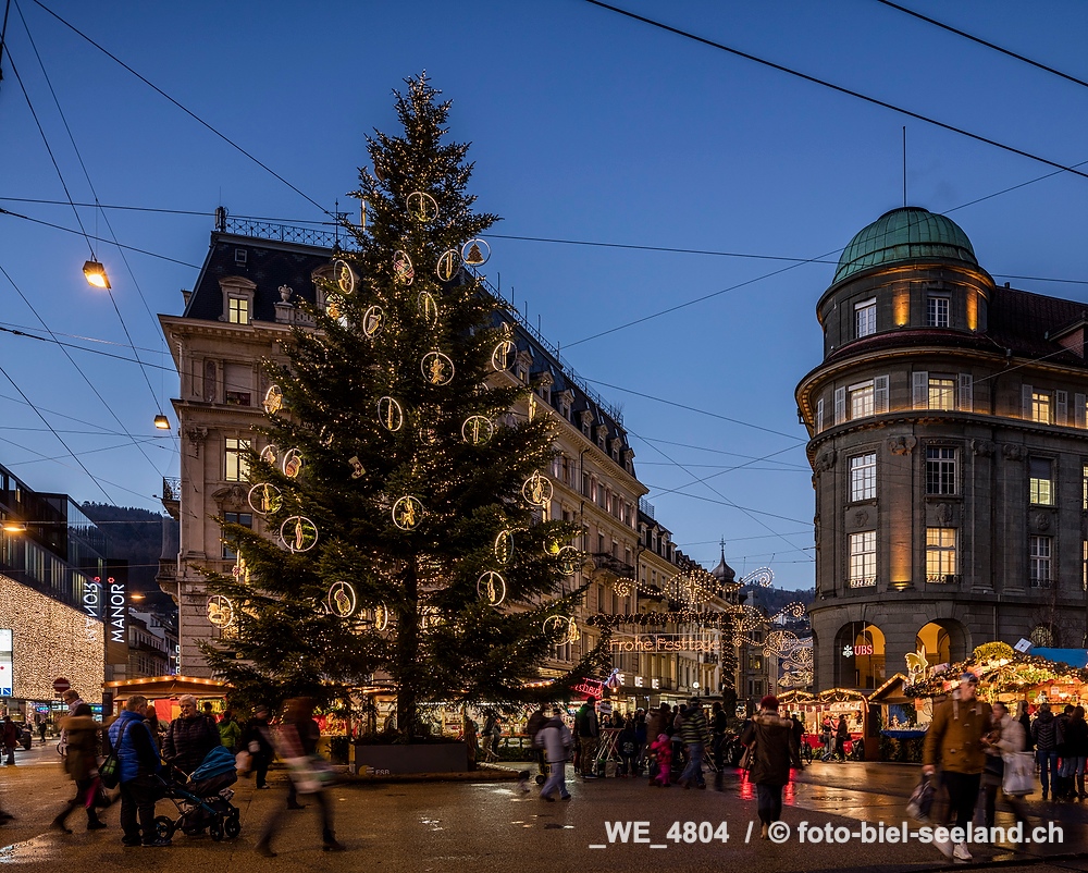 Bildname:  _WE_4804 Biel WeihnachtsmarktBildgroesse: 7224  x 5792 px /  61.2 x 49.0 cm (300dpi)Stichwoerter:  