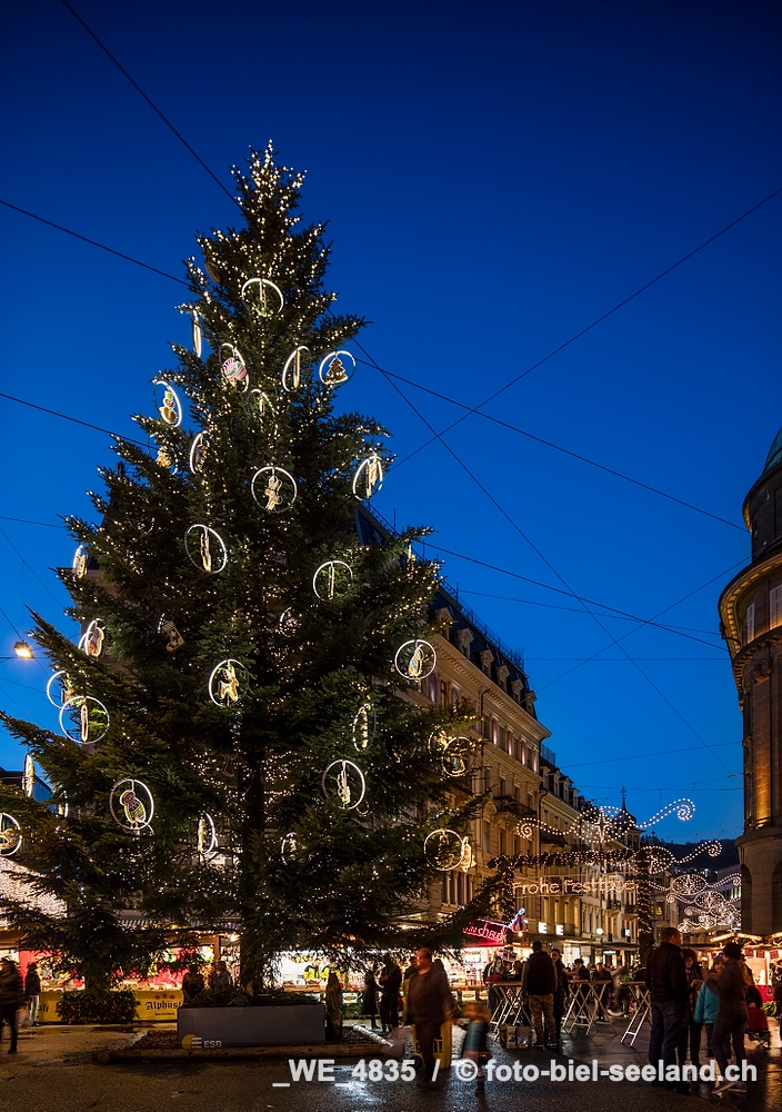 Bildname:  _WE_4835 Biel WeihnachtsmarktBildgroesse: 5792  x 8233 px /  49.0 x 69.7 cm (300dpi)Stichwoerter:  