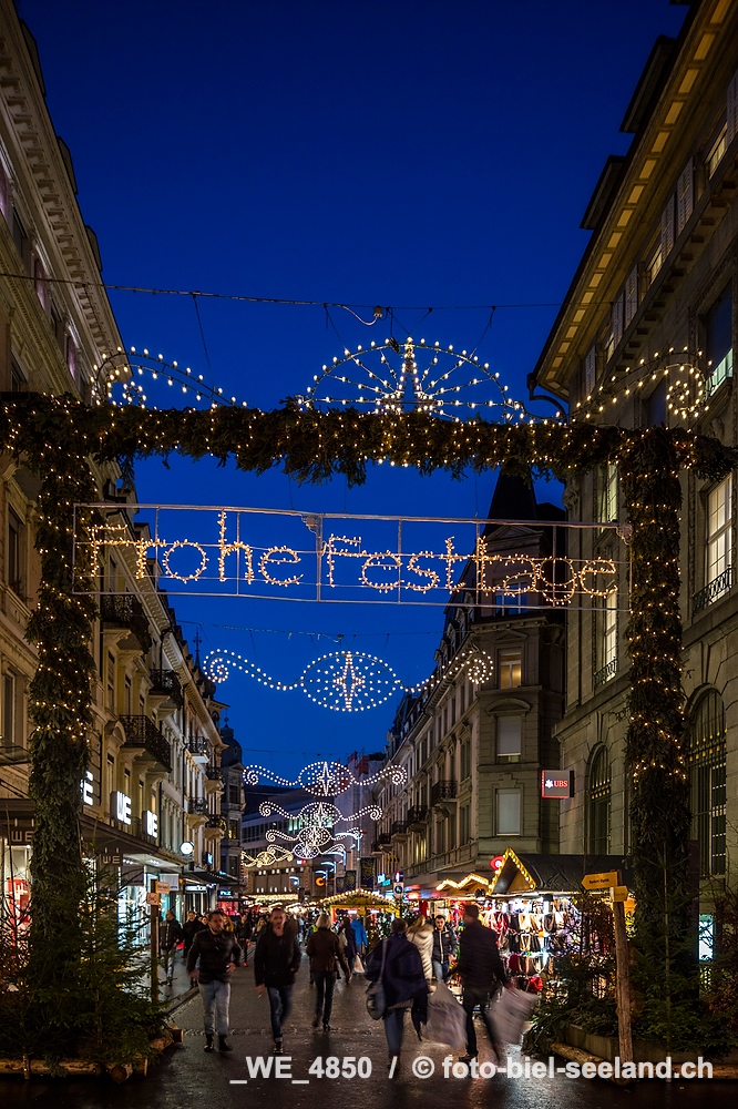 Bildname:  _WE_4850 Biel WeihnachtsmarktBildgroesse: 5089  x 7634 px /  43.1 x 64.6 cm (300dpi)Stichwoerter:  